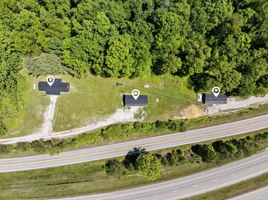 8225 + Lots A-e, G, I, J Highway 15 Pine Ridge KY 41360