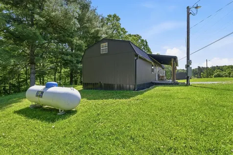 8225 + Lots A-E,G,I,J Highway 15 Pine Ridge KY 41360