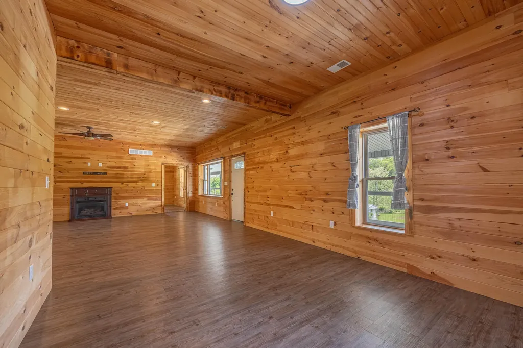 6441 Maysville Road Carlisle KY 40311