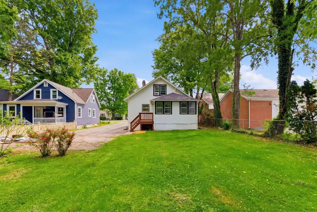 225 Waveland Avenue Danville KY 40422