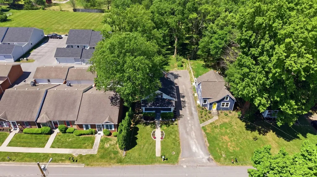 225 Waveland Avenue Danville KY 40422