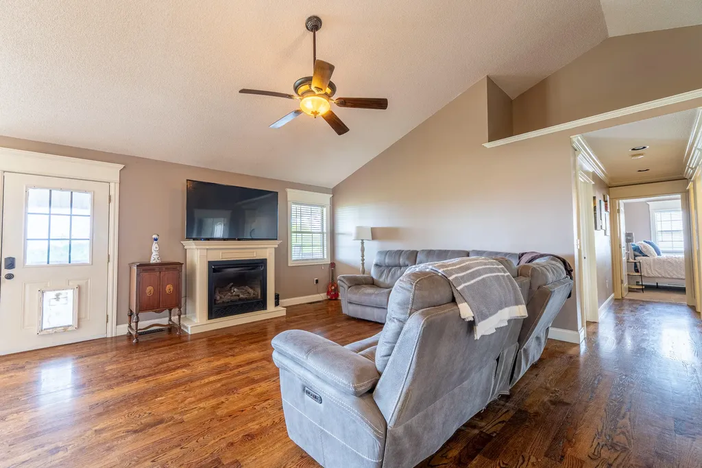 325 Ridge Hill Trail Somerset KY 42503