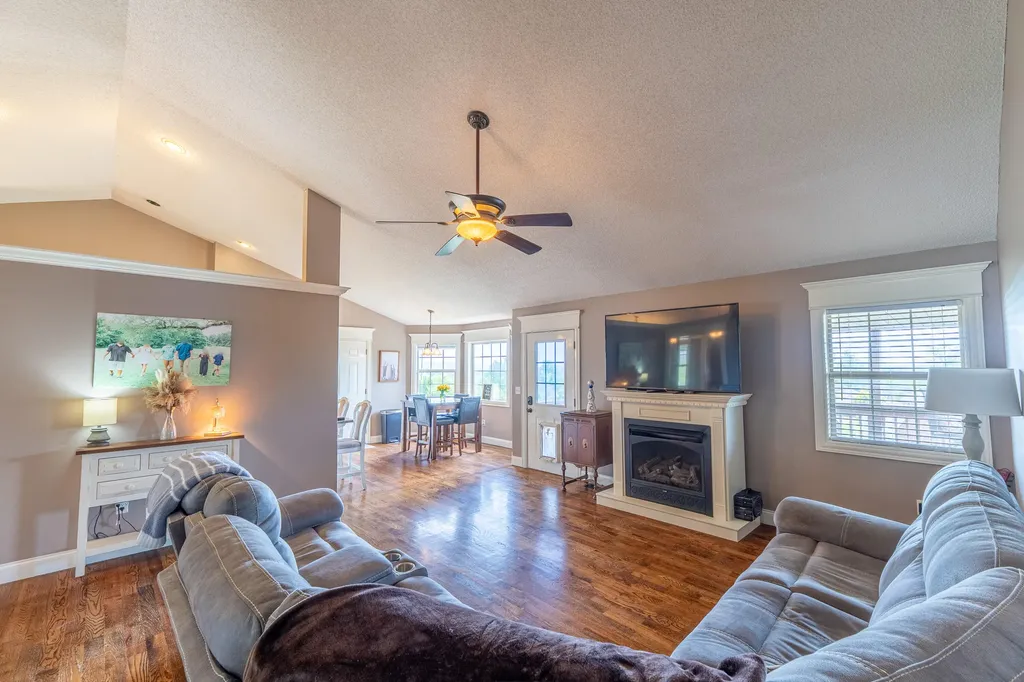 325 Ridge Hill Trail Somerset KY 42503