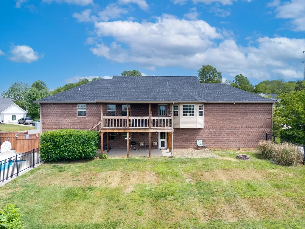 325 Ridge Hill Trail Somerset KY 42503