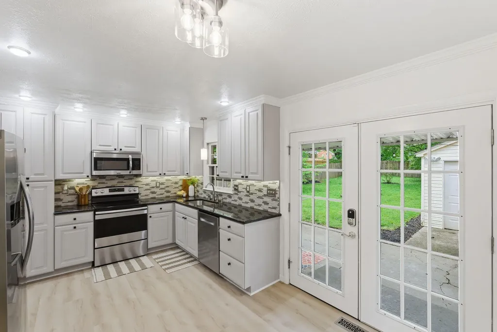 3525 Rocky Hill Terrace Lexington KY 40517