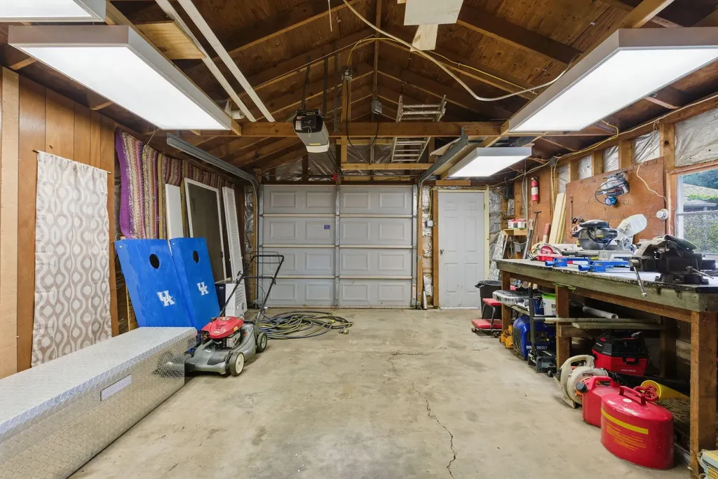 3525 Rocky Hill Terrace Lexington KY 40517
