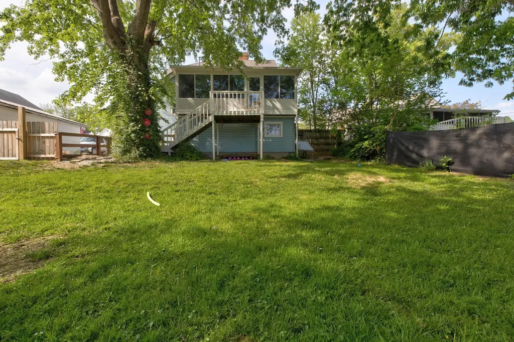 404 Holt Avenue Mt Sterling KY 40353