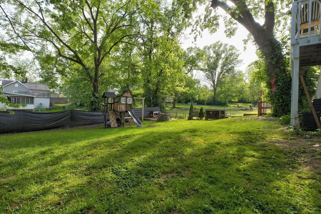 404 Holt Avenue Mt Sterling KY 40353