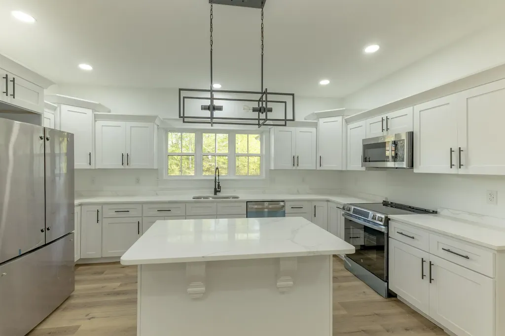 22 E Golden Island Nancy KY 42544