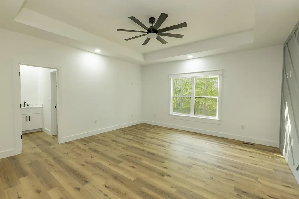 22 E Golden Island Nancy KY 42544