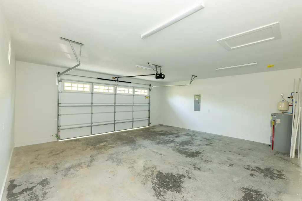 22 E Golden Island Nancy KY 42544