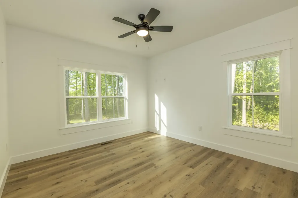 22 E Golden Island Nancy KY 42544