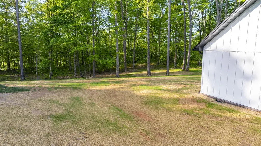 22 E Golden Island Nancy KY 42544