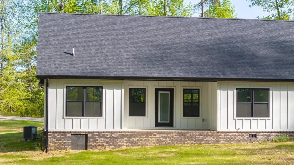 22 E Golden Island Nancy KY 42544