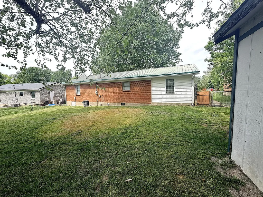 4 Pebble Court Frankfort KY 40601