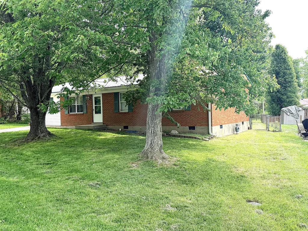 4 Pebble Court Frankfort KY 40601