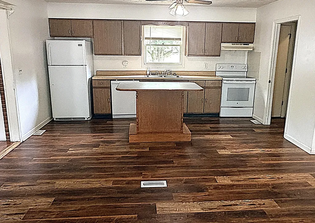 4 Pebble Court Frankfort KY 40601