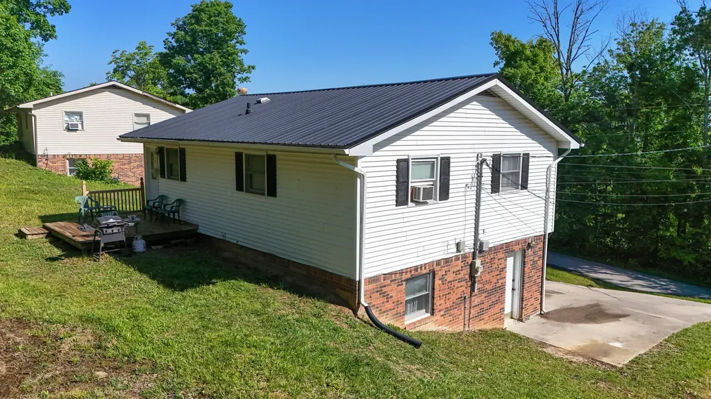 105 Paul Street Mt Vernon KY 40456
