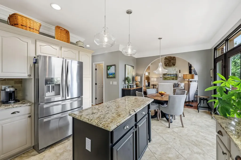 3024 Woodfield Circle Richmond KY 40475