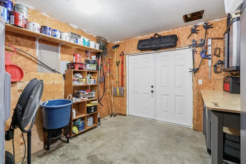 3024 Woodfield Circle Richmond KY 40475