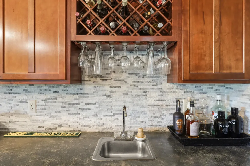 3024 Woodfield Circle Richmond KY 40475