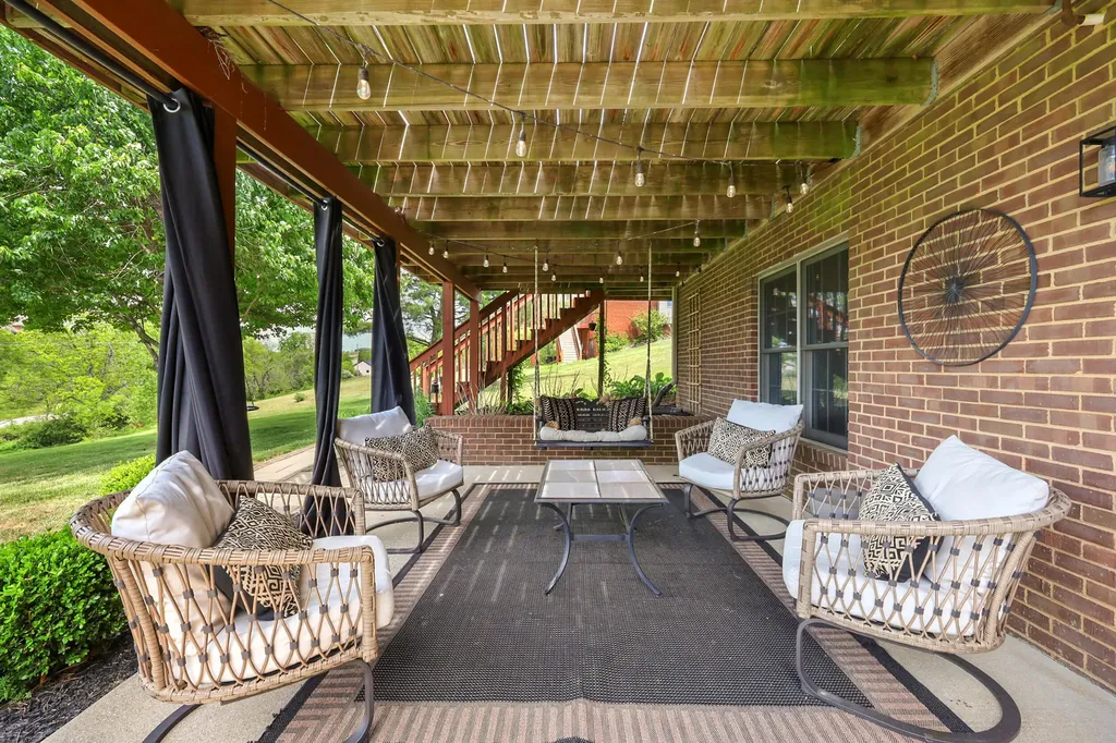 3024 Woodfield Circle Richmond KY 40475