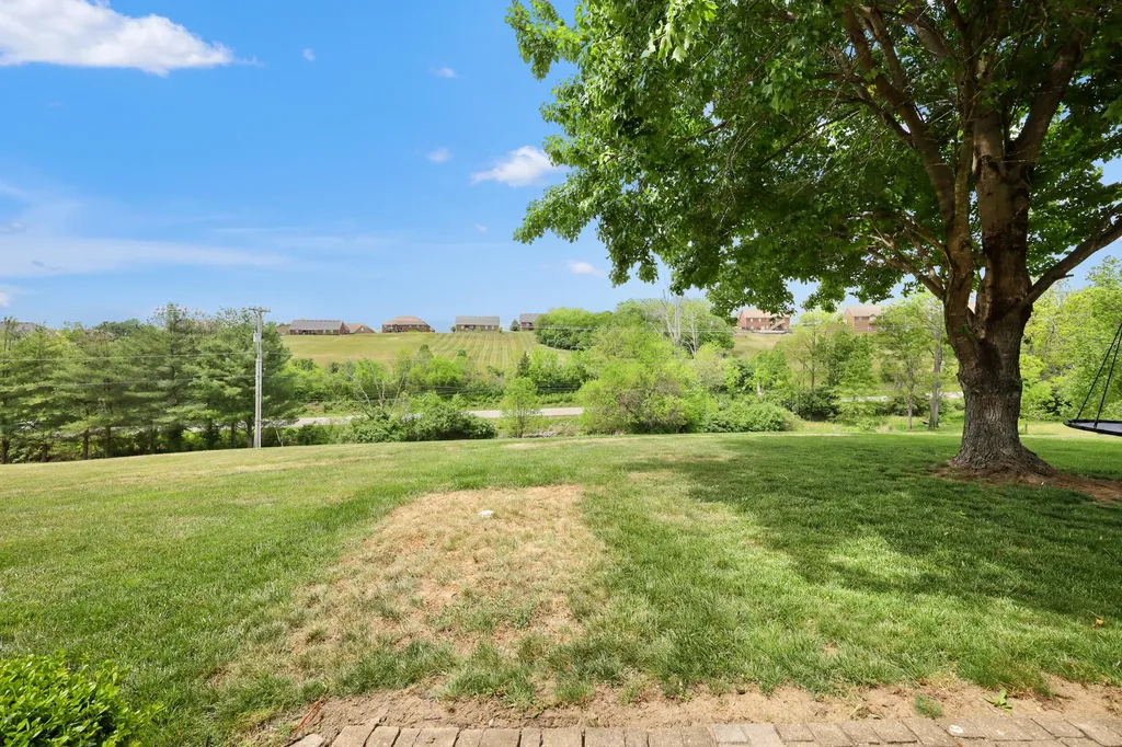 3024 Woodfield Circle Richmond KY 40475