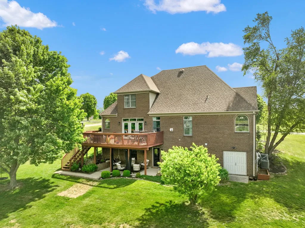 3024 Woodfield Circle Richmond KY 40475