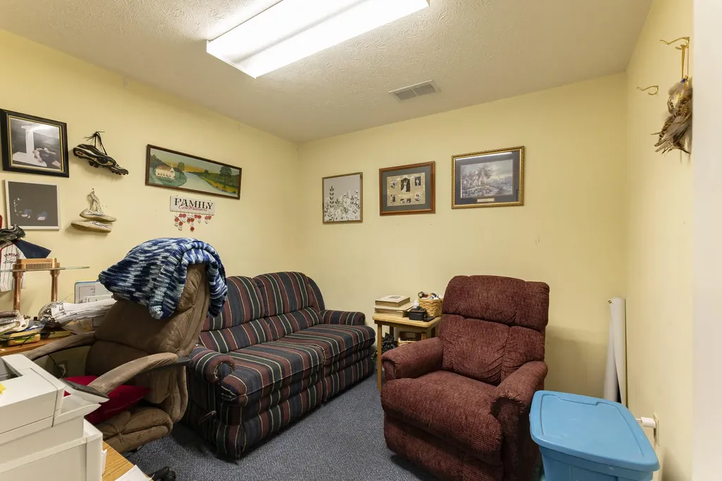 1104 N Main Street Monticello KY 42633