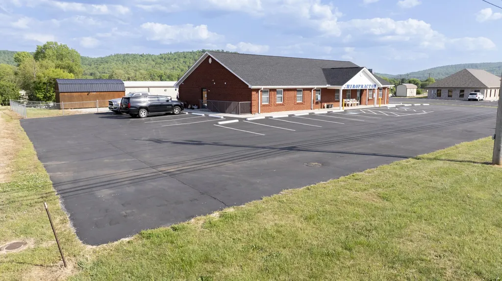 1104 N Main Street Monticello KY 42633