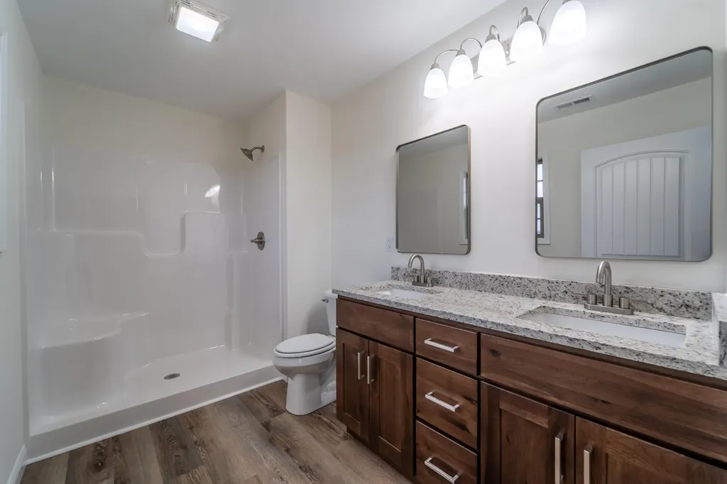571 Middle Creek Way Berea KY 40403