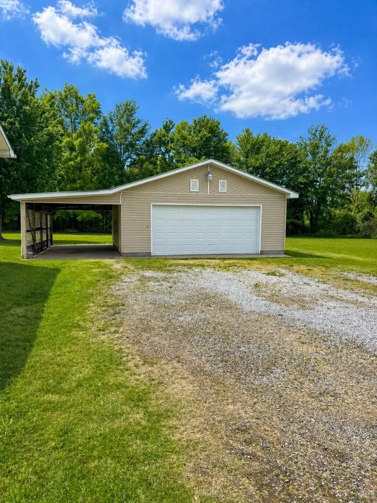 181 Mcqueary Road Russell Springs KY 42642