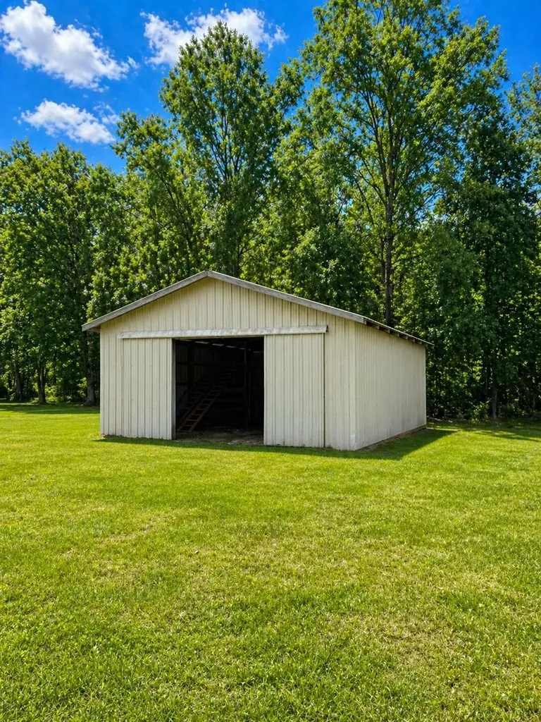 181 Mcqueary Road Russell Springs KY 42642