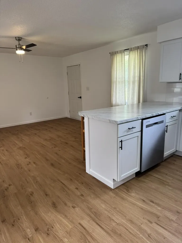 181 Mcqueary Road Russell Springs KY 42642