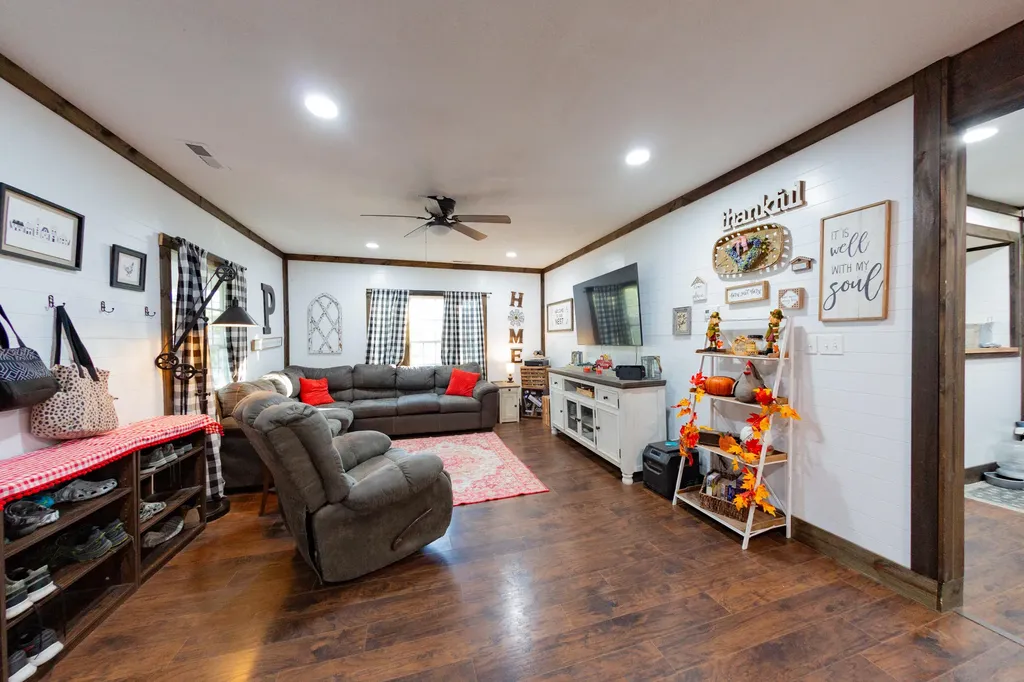 235 Stanford Street Science Hill KY 42553