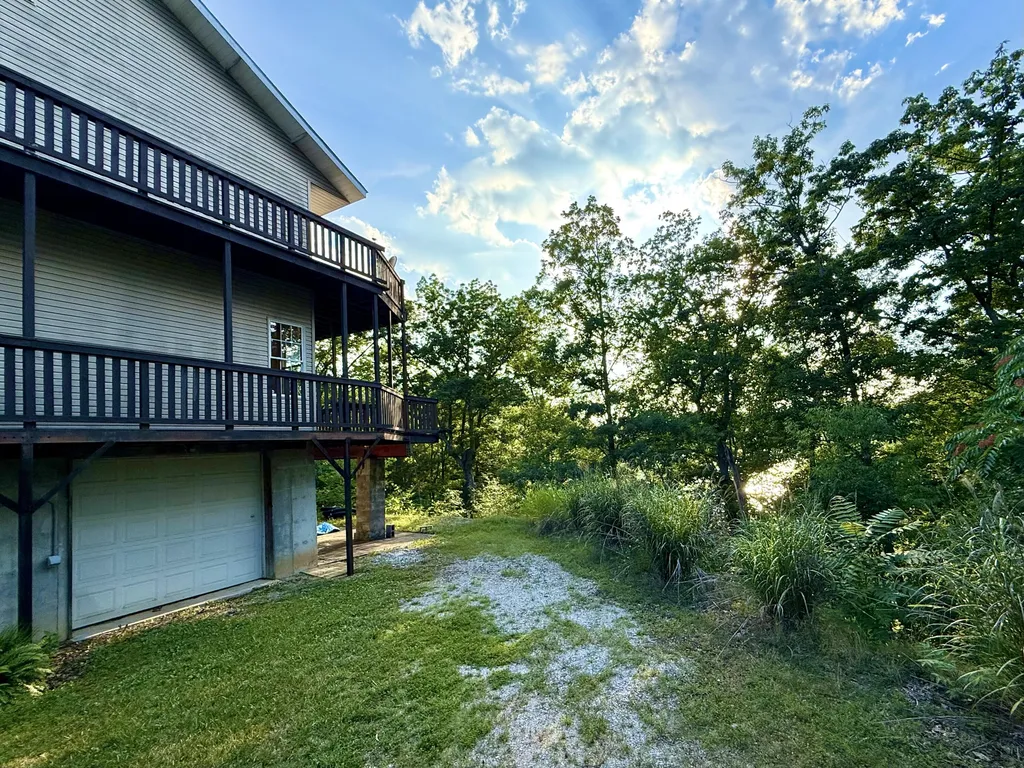 340 Hunters Paradise Road Monticello KY 42633