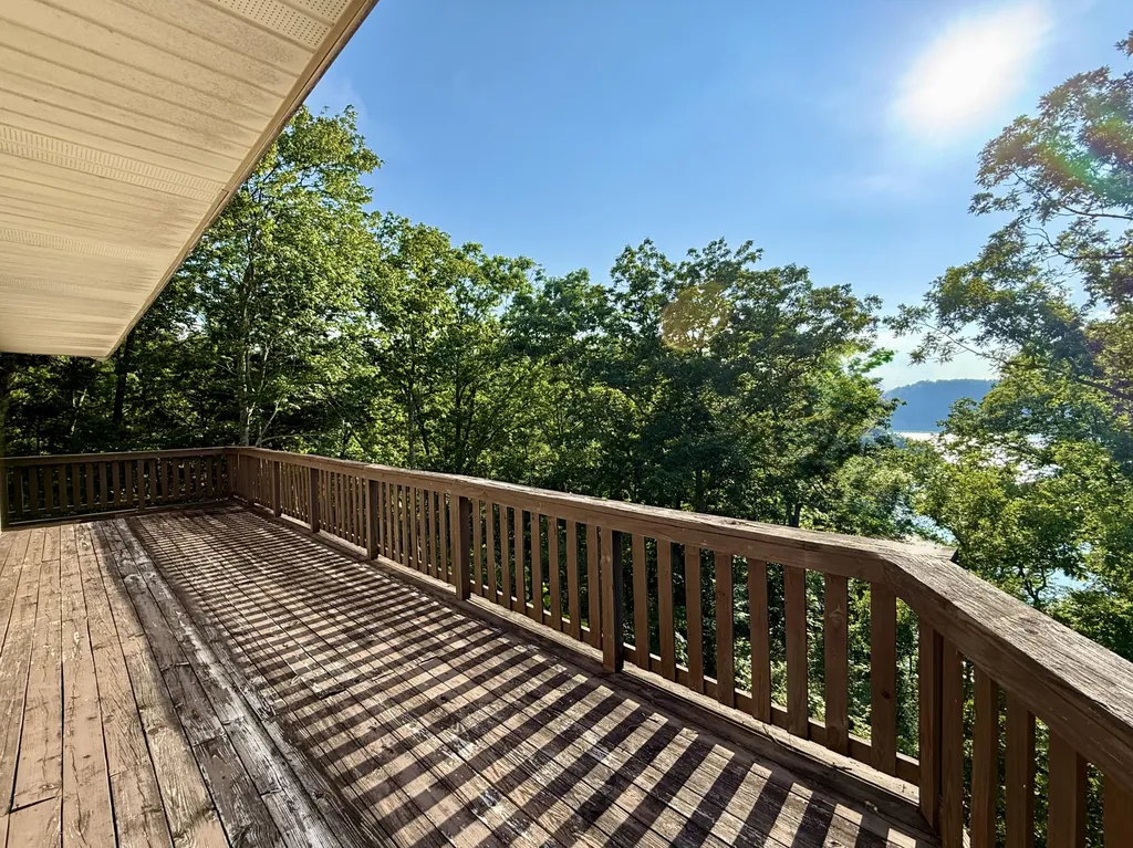340 Hunters Paradise Road Monticello KY 42633