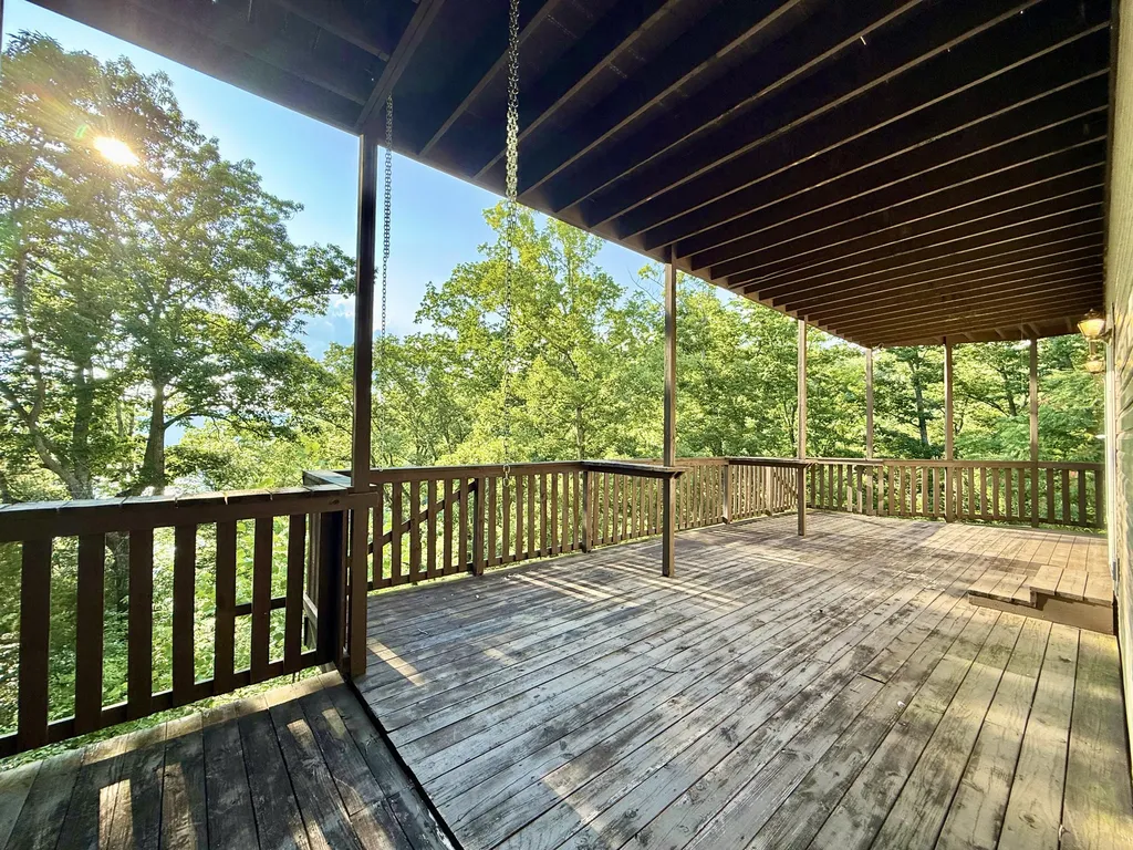 340 Hunters Paradise Road Monticello KY 42633