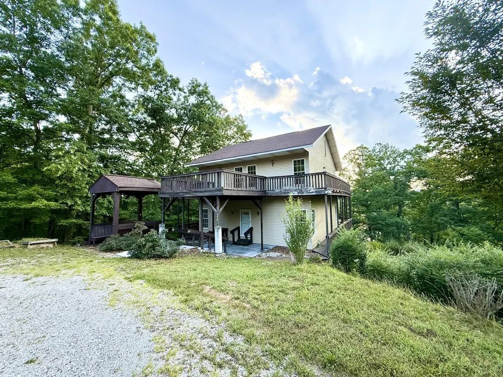 340 Hunters Paradise Road Monticello KY 42633