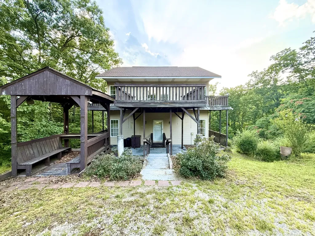 340 Hunters Paradise Road Monticello KY 42633
