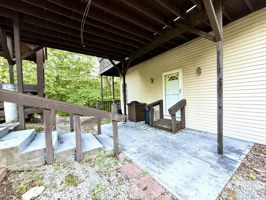 340 Hunters Paradise Road Monticello KY 42633