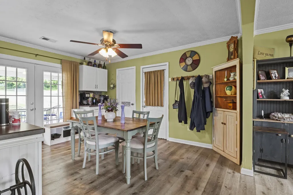 176 Doolin Way Lancaster KY 40444