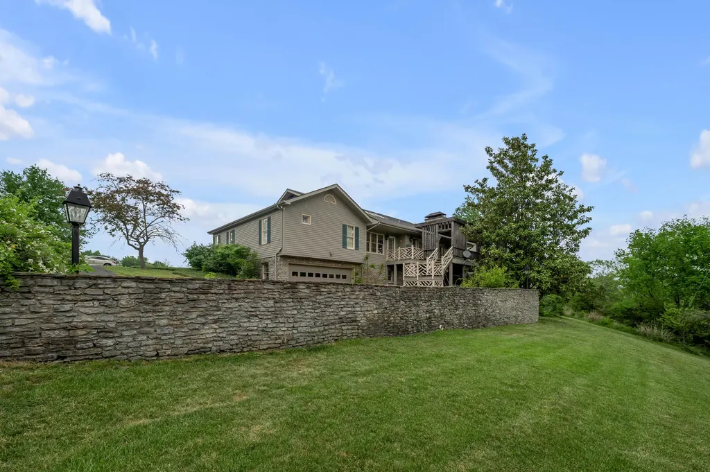 105 Old Farm Road Richmond KY 40475