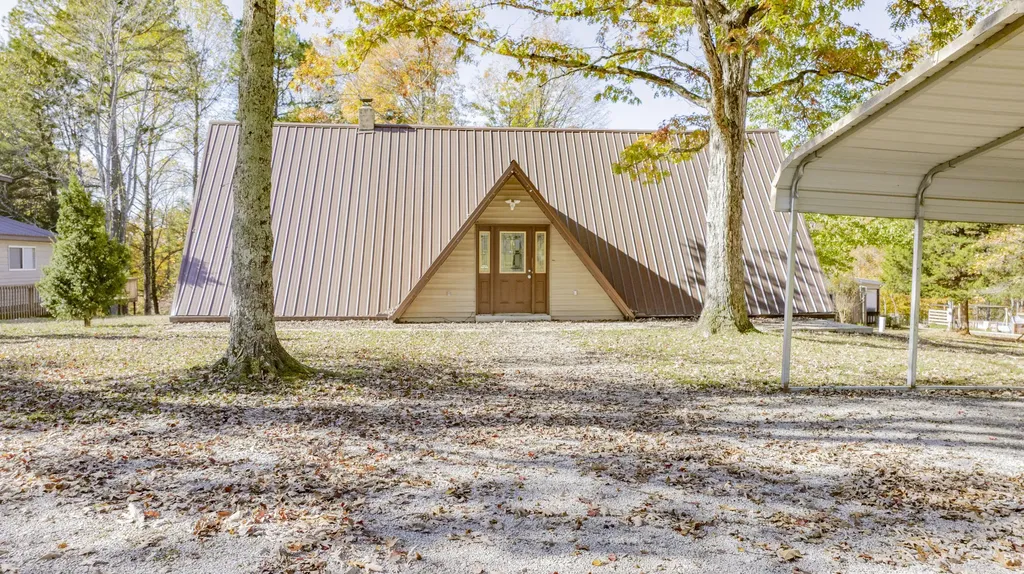679A Bell Phipps Road Monticello KY 42633