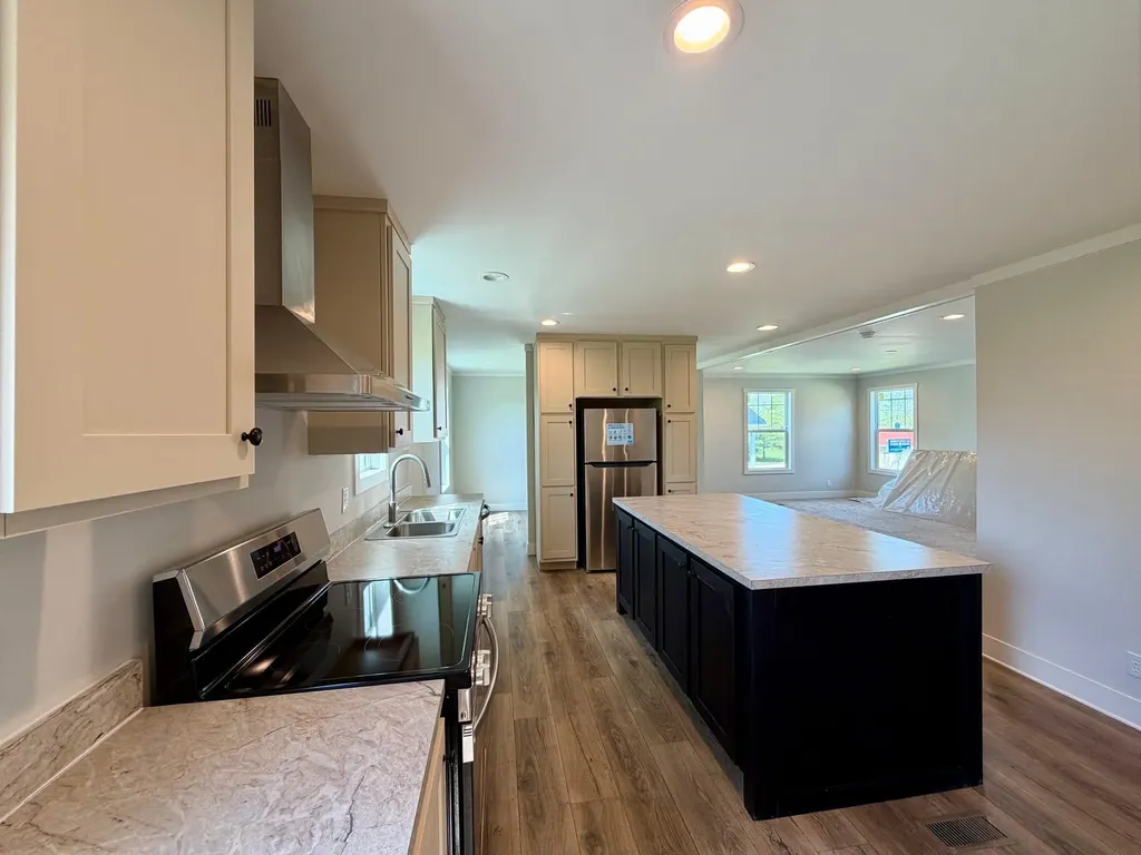 271 W Walnut Street Mount Olivet KY 41064