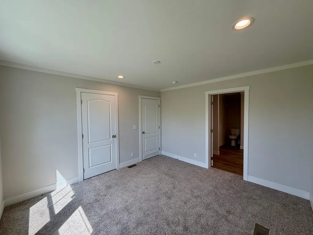 271 W Walnut Street Mount Olivet KY 41064