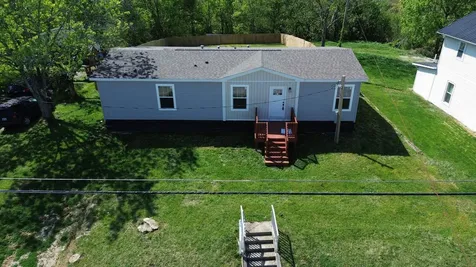 271 W Walnut Street Mount Olivet KY 41064
