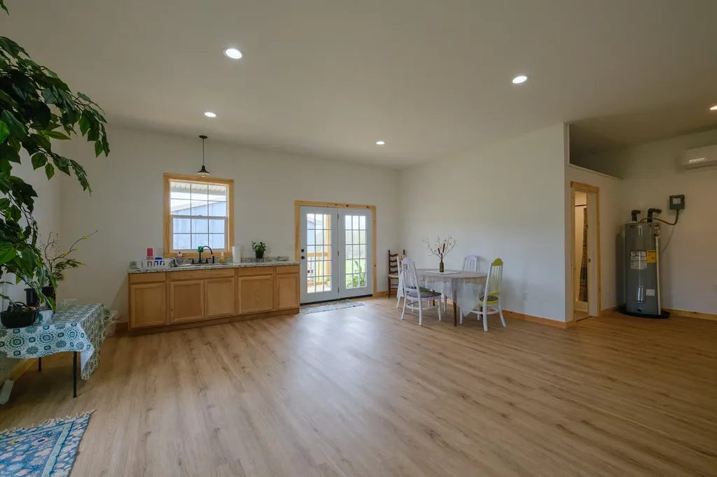 650 Liberty Church Spur Road Crab Orchard KY 40419