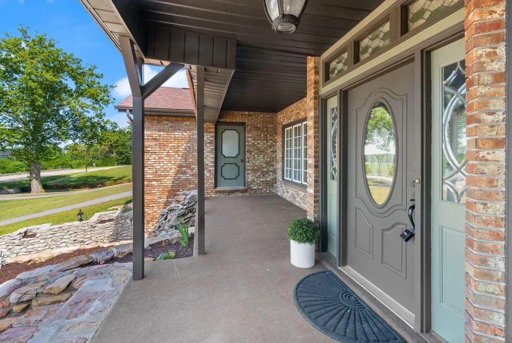 518 W Lakeshore Drive Burnside KY 42519