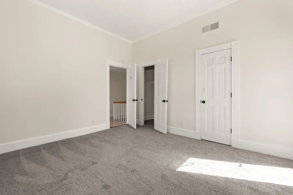 518 W Lakeshore Drive Burnside KY 42519